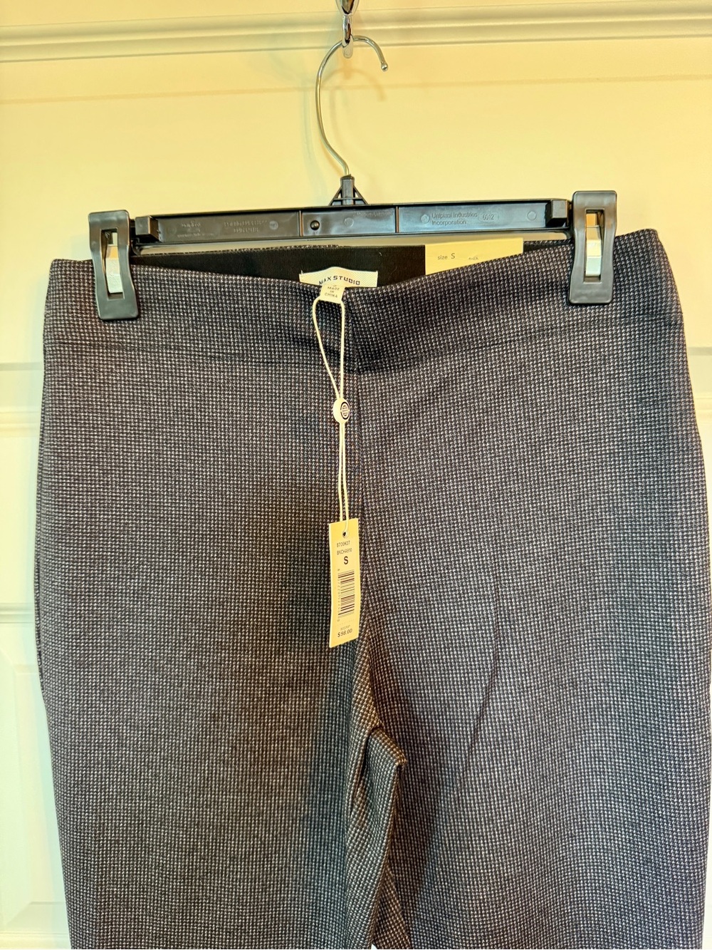 Max Studio High Waist Skinny Pants in Charcoal micro Houndstooth